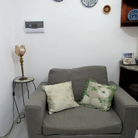Апартаменты Cosy Close To The Airport And To The Sea *